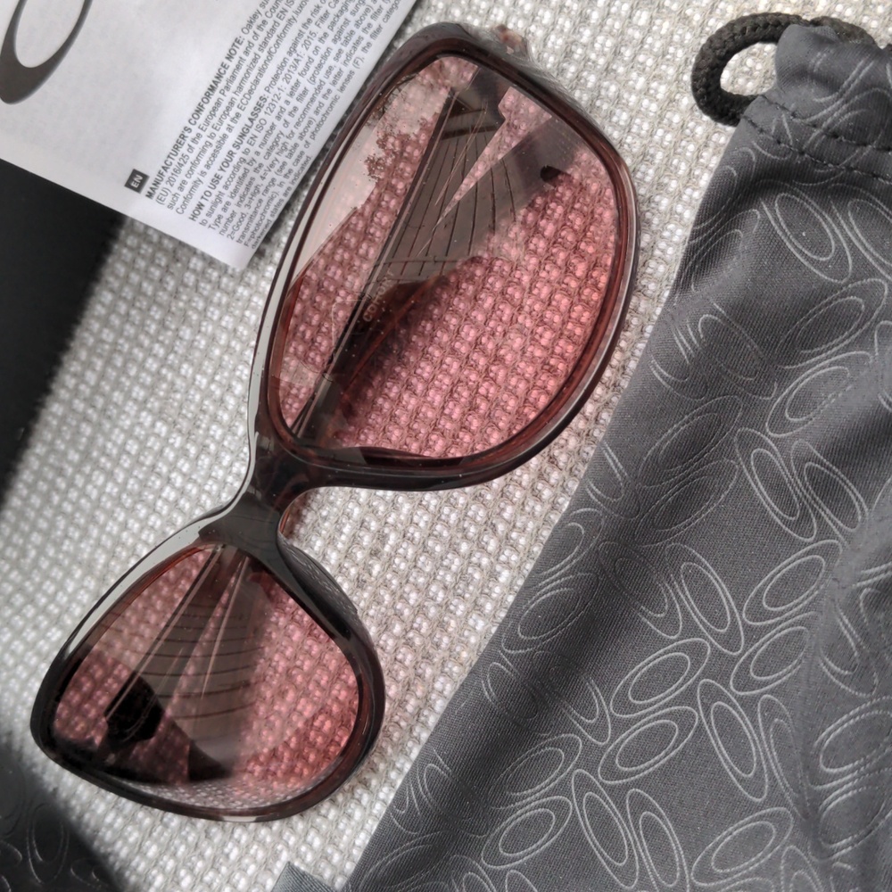 SOLD NEW in Box Oakley Cohort Amethyst Womens Sunglasses Authentic - Picture 9 of 13